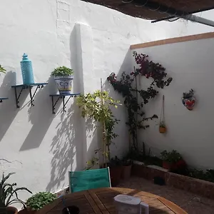 Habitación en casa particular Maribella A Louer, Badolatosa